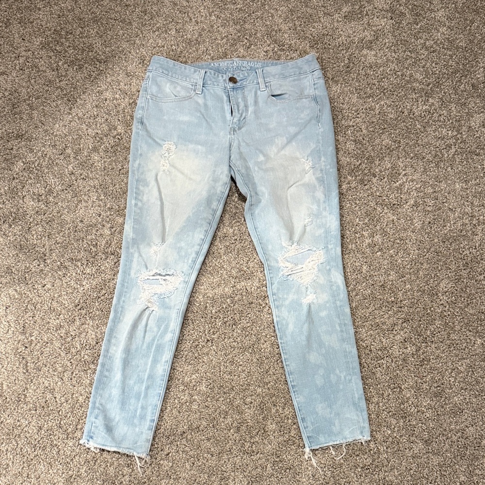 American Eagle Outfitters Light Blue Distressed Skinny Jeans